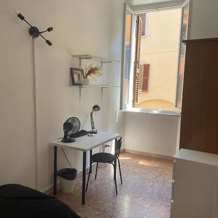 Casa Rella - Rose Affittacamere Bologna
